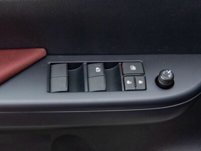 2022 Toyota Hilux 2.4 Mid Option 4 Cylinder 2.4-liter Diesel White Red Pickup Truck