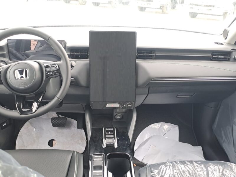 2022 Honda ENP1 Electric Vehicle Grey Black Compact SUV 420 km to 510 km