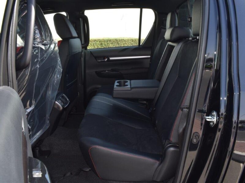 2023 Toyota Hilux GR Sport 2.8L 4 Cylinder Diesel Engine Black Pick Up Truck 4WD