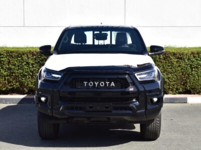 2023 Toyota Hilux GR Sport 2.8L 4 Cylinder Diesel Engine Black Pick Up Truck 4WD