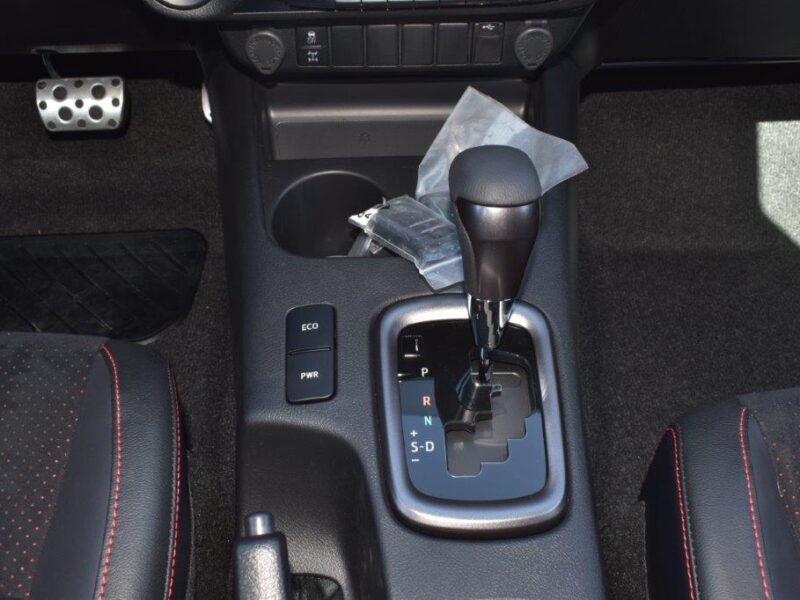 2023 Toyota Hilux GR Sport 2.8L 4 Cylinder Diesel Engine Black Pick Up Truck 4WD