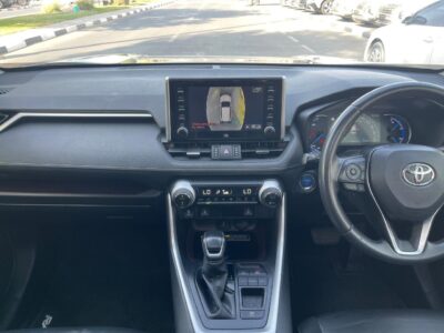 2021 Toyota RAV 4 Cruiser Hybrid 2.5-liter 4-cylinder Engine Grey Black SUV AWD