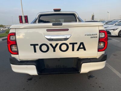 2023 Toyota Hilux SR5 Dual Cab 2.8L 4-cylinder Engine Diesel Automatic White Grey Pickup
