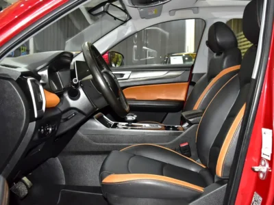 2025 Kaiyi X3 Pro Flagship 4 Cylinder Petrol Engine Black Red Crossover GCC Specs