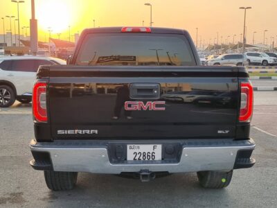 2018 GMC Sierra 1500 4.3 Litres V6 petrol Engine Black Beige Pick Up Truck Full Option