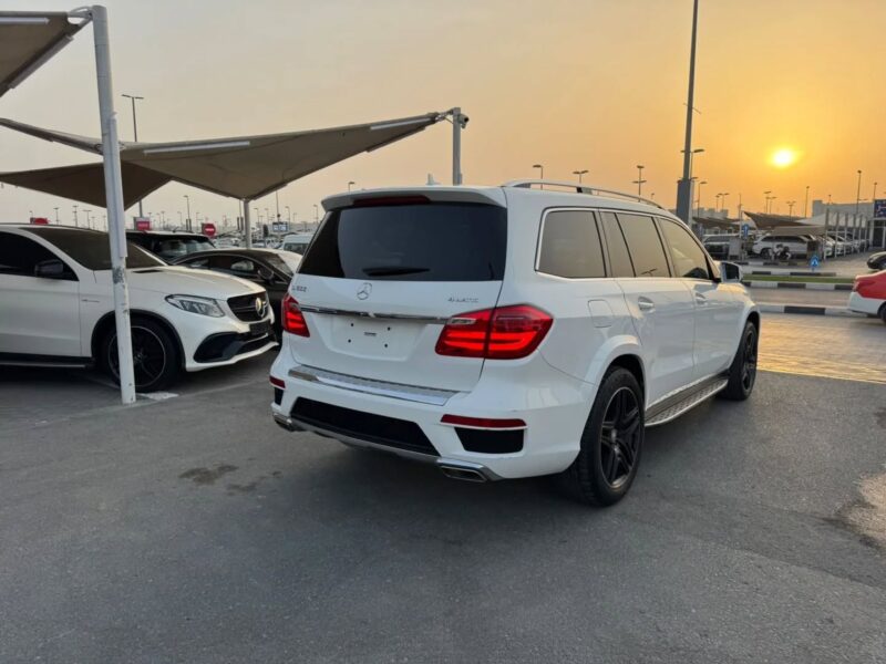 2015 Mercedes-Benz GL-Class 4.7L V8 Twin-Turbo Gasoline White Brown SUV