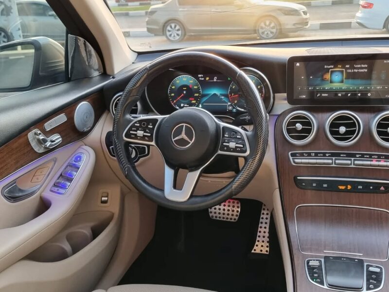 2021 Mercedes-Benz GLC 300 2.0 Litres Inline-4 Petrol Engine Grey Beige SUV