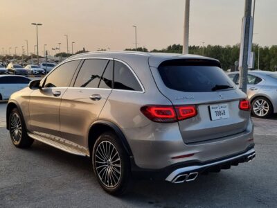 2021 Mercedes-Benz GLC 300 2.0 Litres Inline-4 Petrol Engine Grey Beige SUV