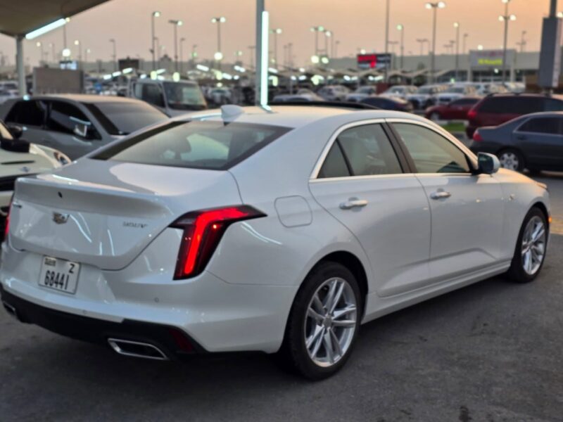 2022 Cadillac CT4 Premium Luxury 2.0 Litres Turbo I4 Engine White Beige RWD
