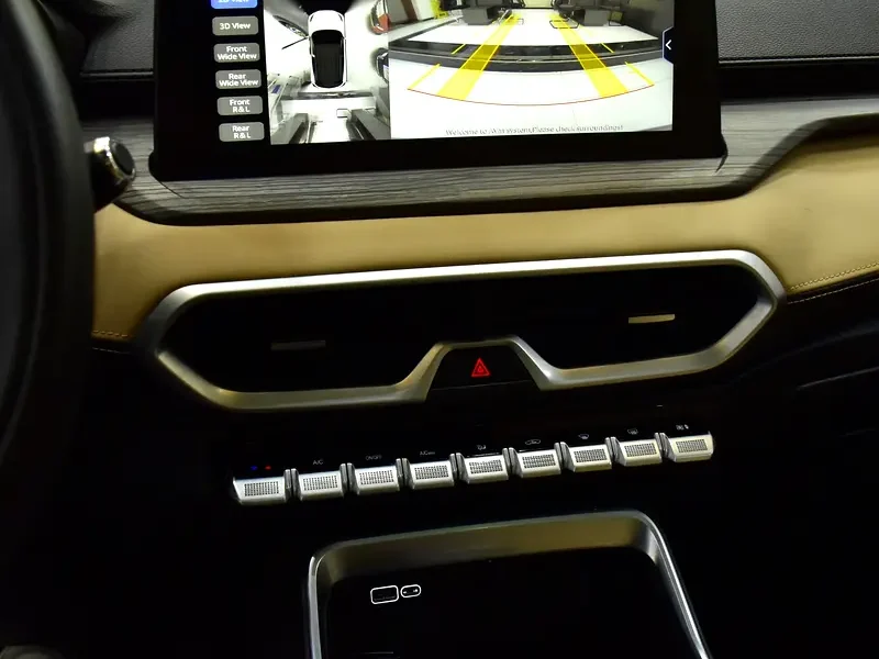 2025 Kaiyi X3 Pro Flagship 4 Cylinder Petrol Engine Silver Beige Crossover GCC Specs