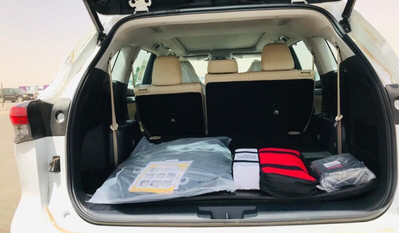 2023 Toyota Highlander Hybrid 2.5-liter 4 Cylinder Engine White Beige SUV AWD