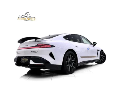 2025 XIAOMI SU7 ULTRA FULLY LOADED Electric Vehicle White Black Sedan CARBON EXT / INT