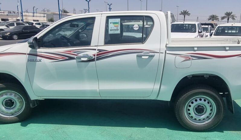 2023 Toyota Hilux 2.4 Litre Diesel 4-cylinder Engine White Red Pick-Up Truck 4WD