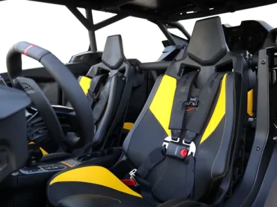 2026 Can-am Maverick MAX 3 Cylinders Petrol Engine Yellow Black CARBON PACKAGE