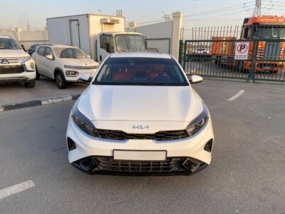 2022 Kia Cerato 1.6 Litres 4 Cylinder Petrol Engine White Red Hatchback GCC Specs