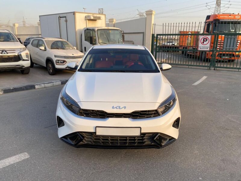 2022 Kia Cerato 1.6 Litres 4 Cylinder Petrol Engine White Red Hatchback GCC Specs