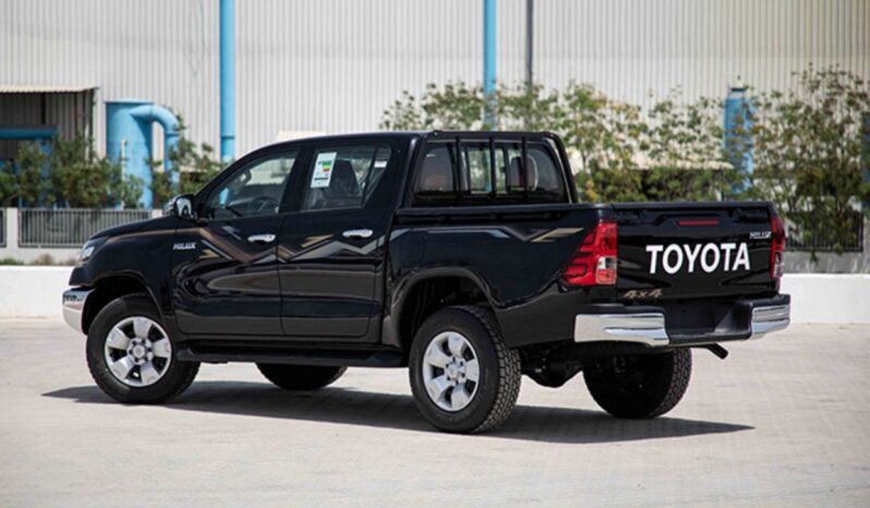 2023 Toyota Hilux 2.4 Litre Diesel 4-cylinder Engine Black Red Pick-Up Truck 4WD