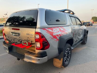 2022 Toyota Hilux 2.8L Diesel Automatic SR5 Double Cab 4 Cylinders Engine Grey Black
