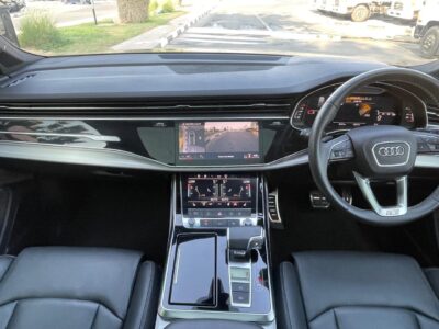 2021 Audi Q7 50 TDI Quattro 3.0-litre V6 Turbo Diesel Engine Grey Black Luxury SUV