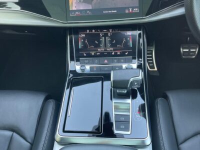 2021 Audi Q7 50 TDI Quattro 3.0-litre V6 Turbo Diesel Engine Grey Black Luxury SUV
