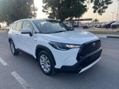 2022 Toyota Corolla Cross Hybrid 2.0L 4-cylinder in-line Engine White Grey SUV AWD