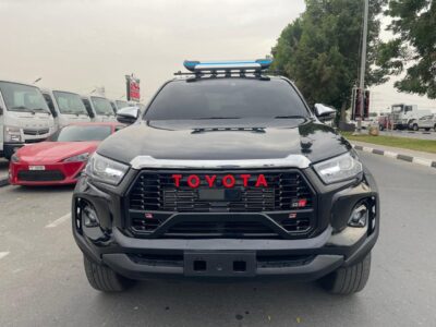 2023 Toyota Hilux SR5 Dual Cab 2.8 4 Cylinders Diesel Engine Automatic Black Pick Up Truck