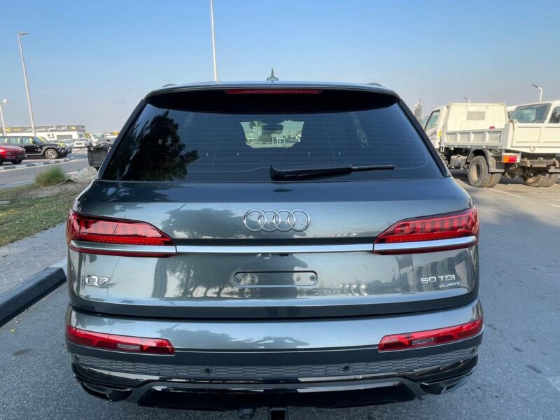 2021 Audi Q7 50 TDI Quattro 3.0-litre V6 Turbo Diesel Engine Grey Black Luxury SUV