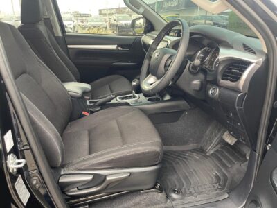 2023 Toyota Hilux SR5 Dual Cab 2.8 4 Cylinders Diesel Engine Automatic Black Pick Up Truck