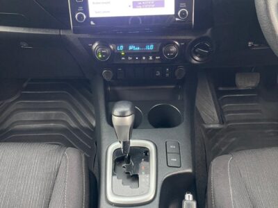 2023 Toyota Hilux SR5 Dual Cab 2.8 4 Cylinders Diesel Engine Automatic Black Pick Up Truck