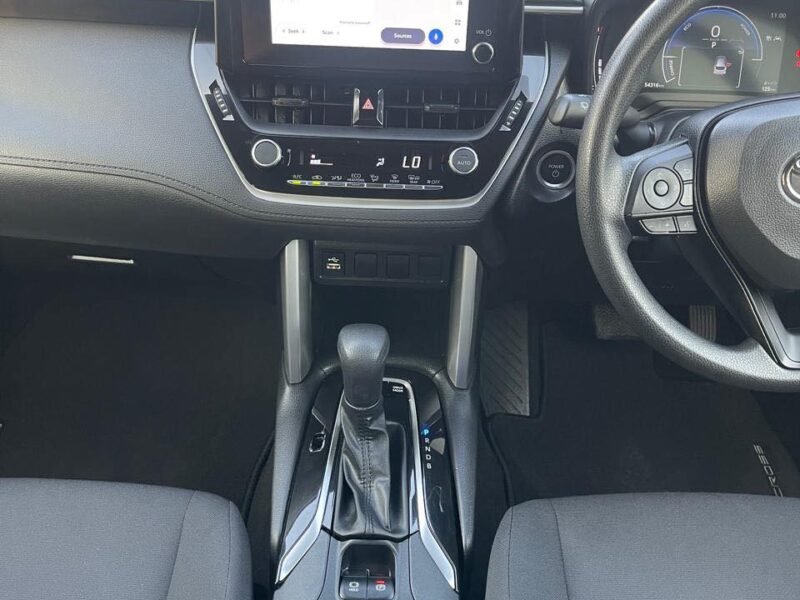 2022 Toyota Corolla Cross Hybrid 2.0L 4-cylinder in-line Engine White Grey SUV AWD