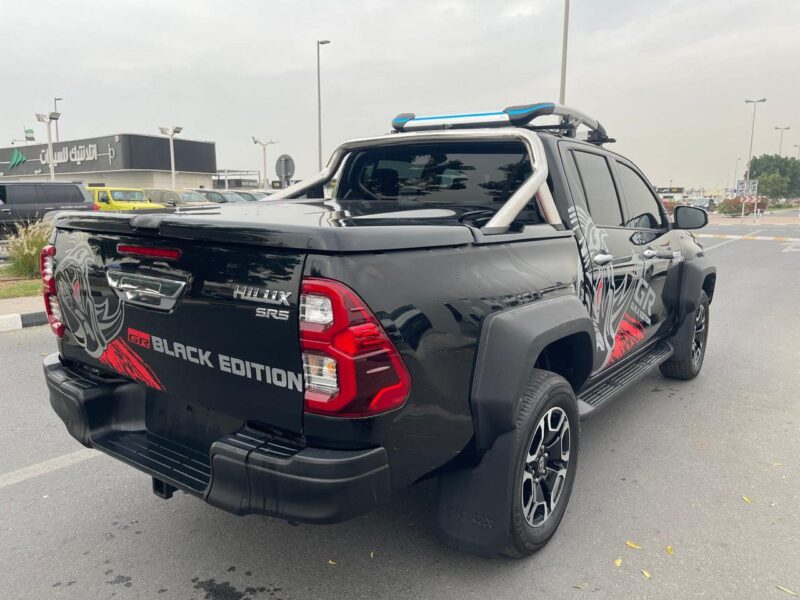 2023 Toyota Hilux SR5 Dual Cab 2.8 4 Cylinders Diesel Engine Automatic Black Pick Up Truck