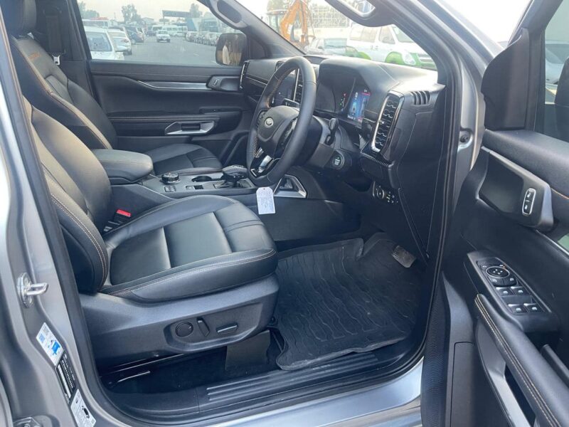 2023 Ford Ranger Wildtrak Dual Cab2.0L 4-Cylinder Twin-Turbo Diesel Grey Black Pick UP