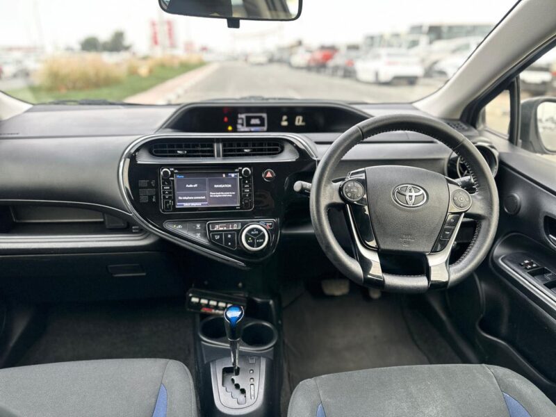 2019 Toyota Prius C Hybrid 1.5 liters 4-cylinder Engine Silver Black Hatchback FWD