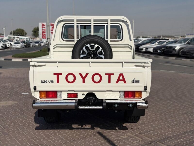 2026 Toyota Land Cruiser LC79 DC Full option 4 Cylinder Petrol Engine White Brown Pickup
