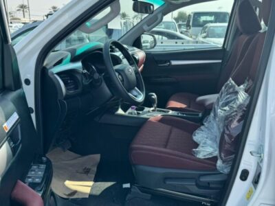 2024 Toyota Hilux 2.4 Litre Diesel 4-cylinder Engine White Red Pick-Up Truck 4WD