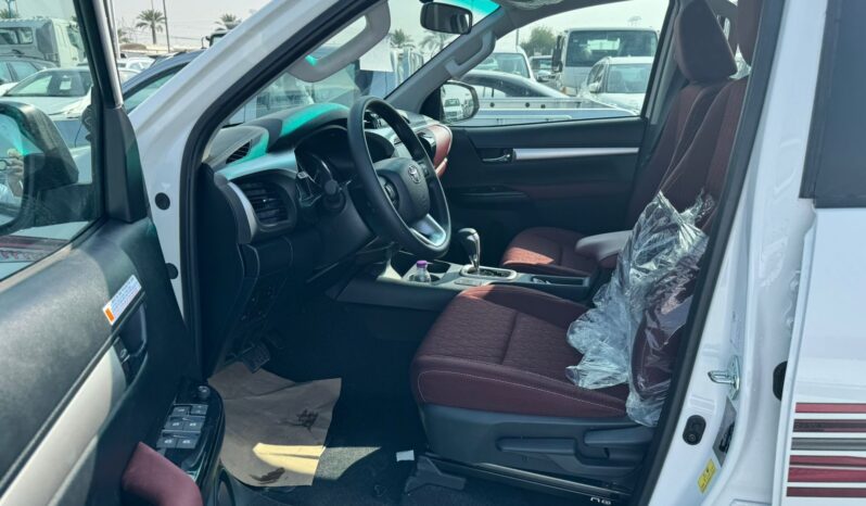 2024 Toyota Hilux 2.4 Litre Diesel 4-cylinder Engine White Red Pick-Up Truck 4WD