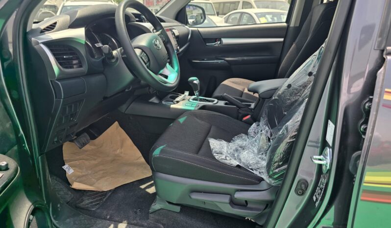 2024 Toyota Hilux 2.4 Litre Diesel 4-cylinder Engine Grey Black Pick-Up Truck 4WD