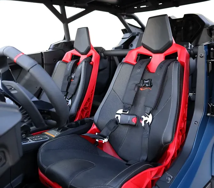 2026 Can-am Maverick MAX 3 Cylinders Petrol Engine Blue Black CARBON PACKAGE