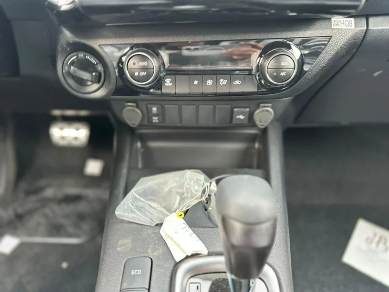 2026 Toyota Hilux Gr Sport 4.0 Litres 6 Cylinders Petrol Engine White Black Pick Up Truck