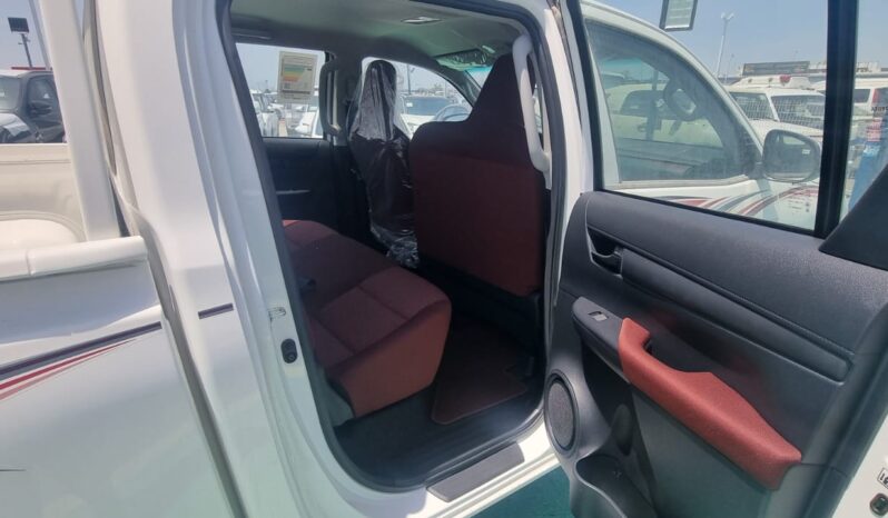 2023 Toyota Hilux 2.4 Litre Diesel 4-cylinder Engine White Red Pick-Up Truck 4WD