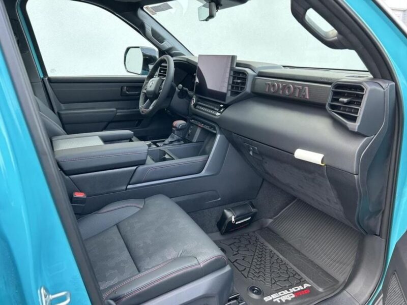 2026 TOYOTA SEQUOIA 3.4L 6 Cylinders Petrol Engine TRD PRO Blue Black SUV American Specs