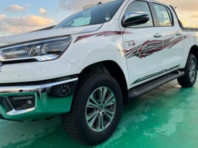 2024 Toyota Hilux 2.4 Litre Diesel 4-cylinder Engine White Red Pick-Up Truck 4WD