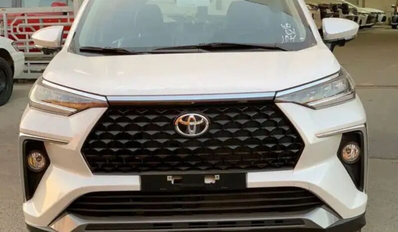 2024 Toyota Veloz 1.5-liter 4-cylinder Petrol Engine Light White Black Compact MPV FWD