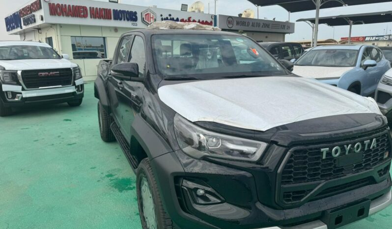 2024 Toyota Hilux 2.4 Litre Diesel 4-cylinder Engine Black Pick-Up Truck 4WD
