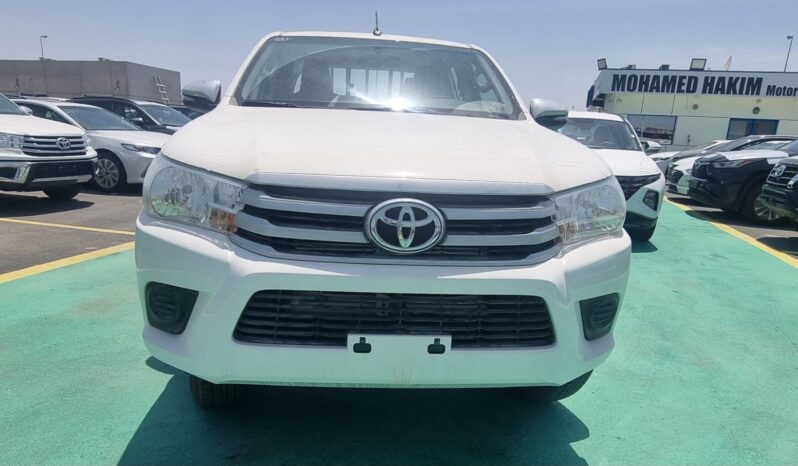 2023 Toyota Hilux 2.4 Litre Diesel 4-cylinder Engine White Red Pick-Up Truck 4WD