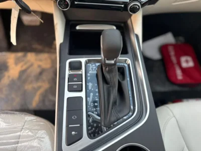 2026 CHERY ARRIZO 5 1.5 Litres 4 Cylinder Petrol Engine Grey Beige Sedan GCC Specs