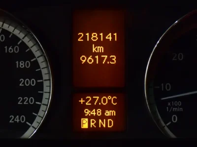 2014 Mercedes-Benz Viano Trend 6 Cylinder Petrol Engine Black Orange Van GCC Specs