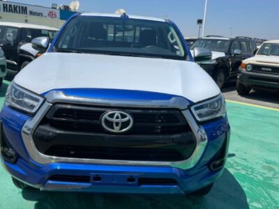 2023 Toyota Hilux 2.4 Litre Diesel 4-cylinder Engine Blue Black Pick-Up Truck 4WD