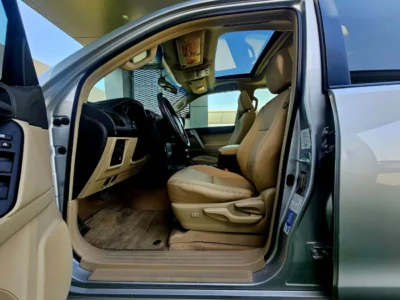 2020 Toyota Prado GXR V6 Petrol Engine 4.0 Litres 4WD Silver Beige SUV GCC Specs