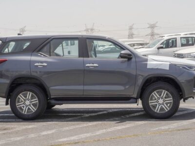 2025 Toyota Fortuner 2.7 Litres 4 Cylinders Petrol Engine Grey Beige SUV GCC Specs